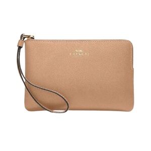 Coach ♡ Cognac Wristlet